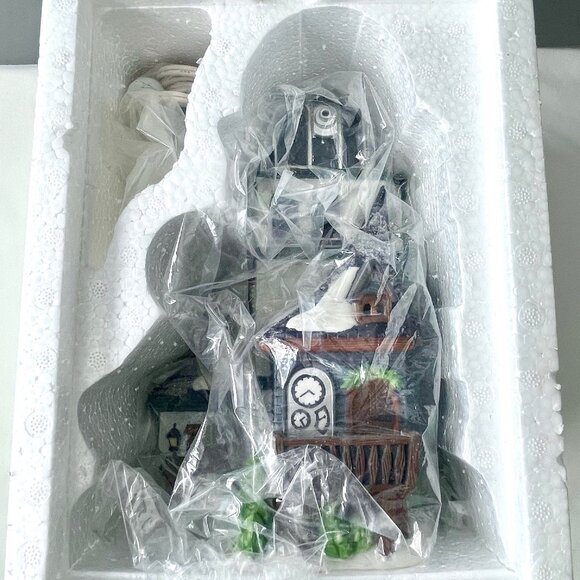 Department 56 North Pole Series Weather and Time Observatory Lighted 56.56385 - Picture 13 of 14